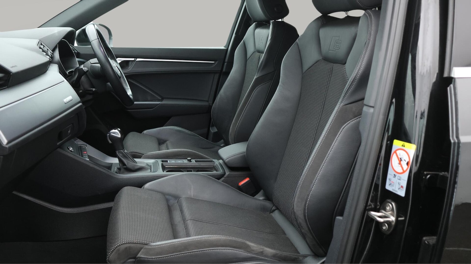 Used Audi Q3 2021 for sale - 76013571: Photo 15