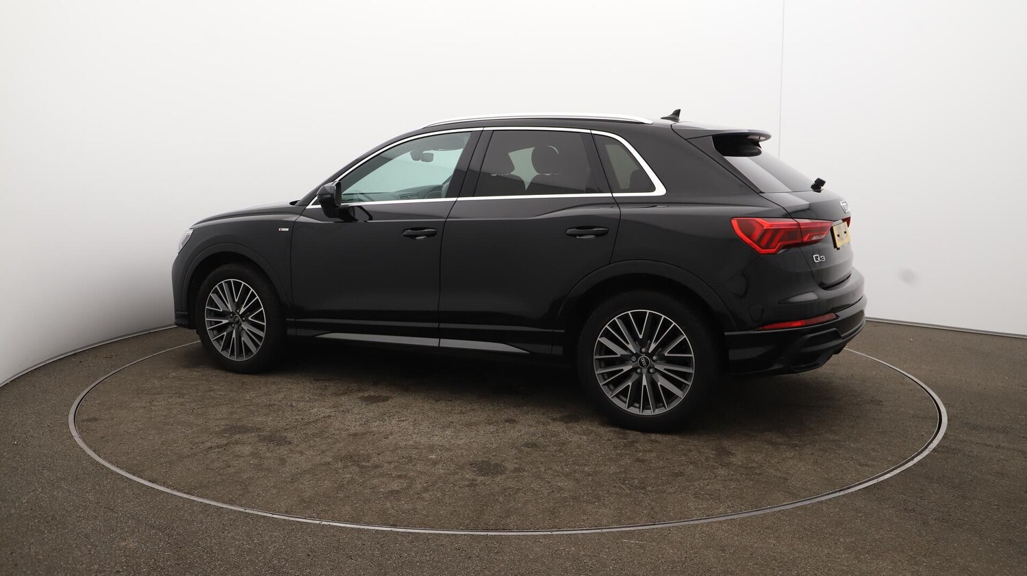 Used Audi Q3 2021 for sale - 76013571: Photo 48