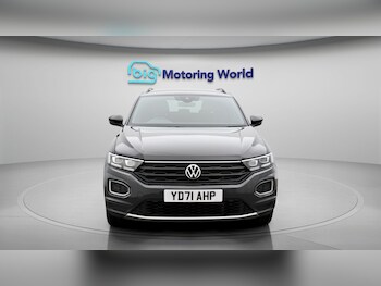 Used Volkswagen T-Roc 2021 for sale - 78314681: Photo