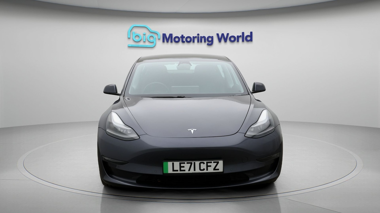 Used Tesla Model 3 for sale - 77181796: Photo 2