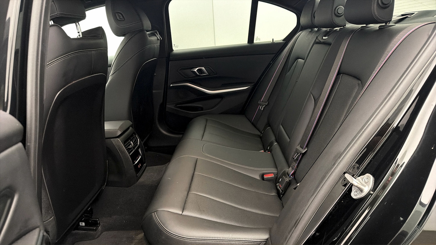 Used BMW 3 Series 2025 for sale - 78039059: Photo 15