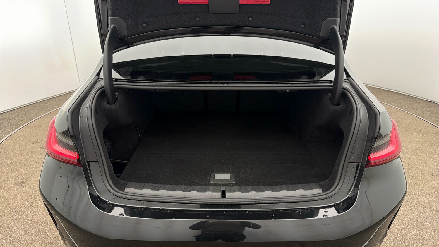 Used BMW 3 Series 2025 for sale - 78039059: Photo 16