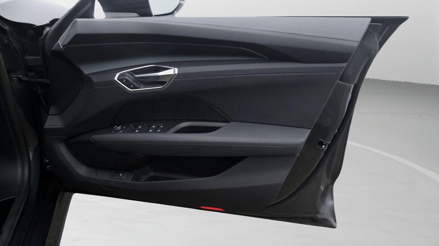 Used Audi e-tron GT 2022 for sale - 77382853: Photo 15