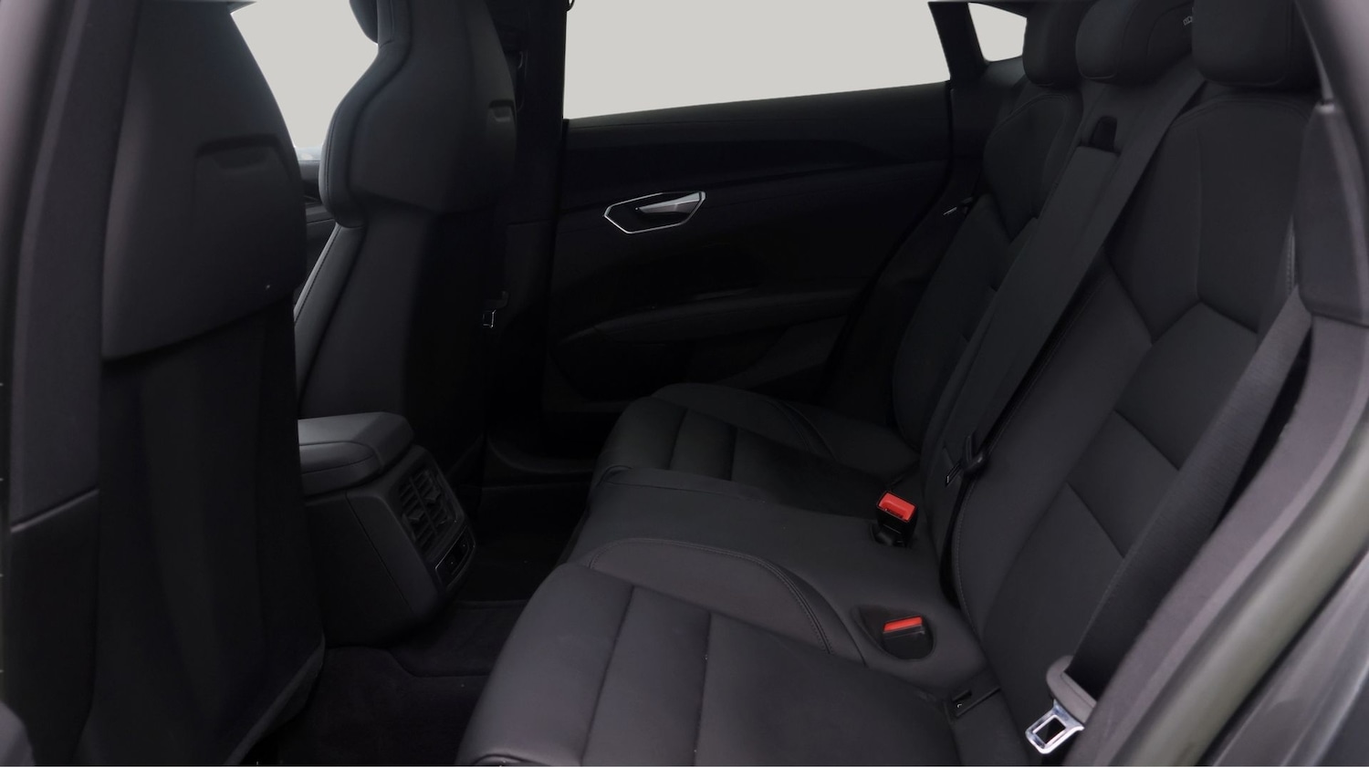 Used Audi e-tron GT 2022 for sale - 77382853: Photo 16