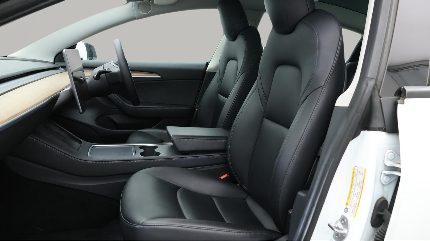 Used Tesla Model 3 2021 for sale - 76607965: Photo 15