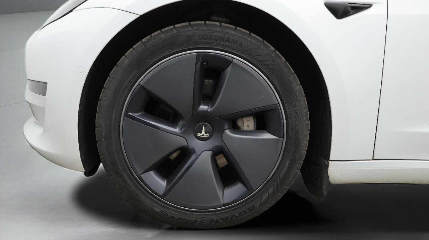 Used Tesla Model 3 2021 for sale - 76607965: Photo 19