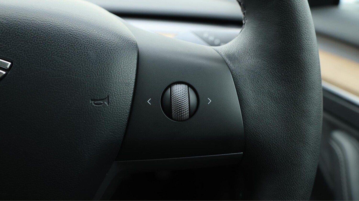 Used Tesla Model 3 2021 for sale - 76607965: Photo 26