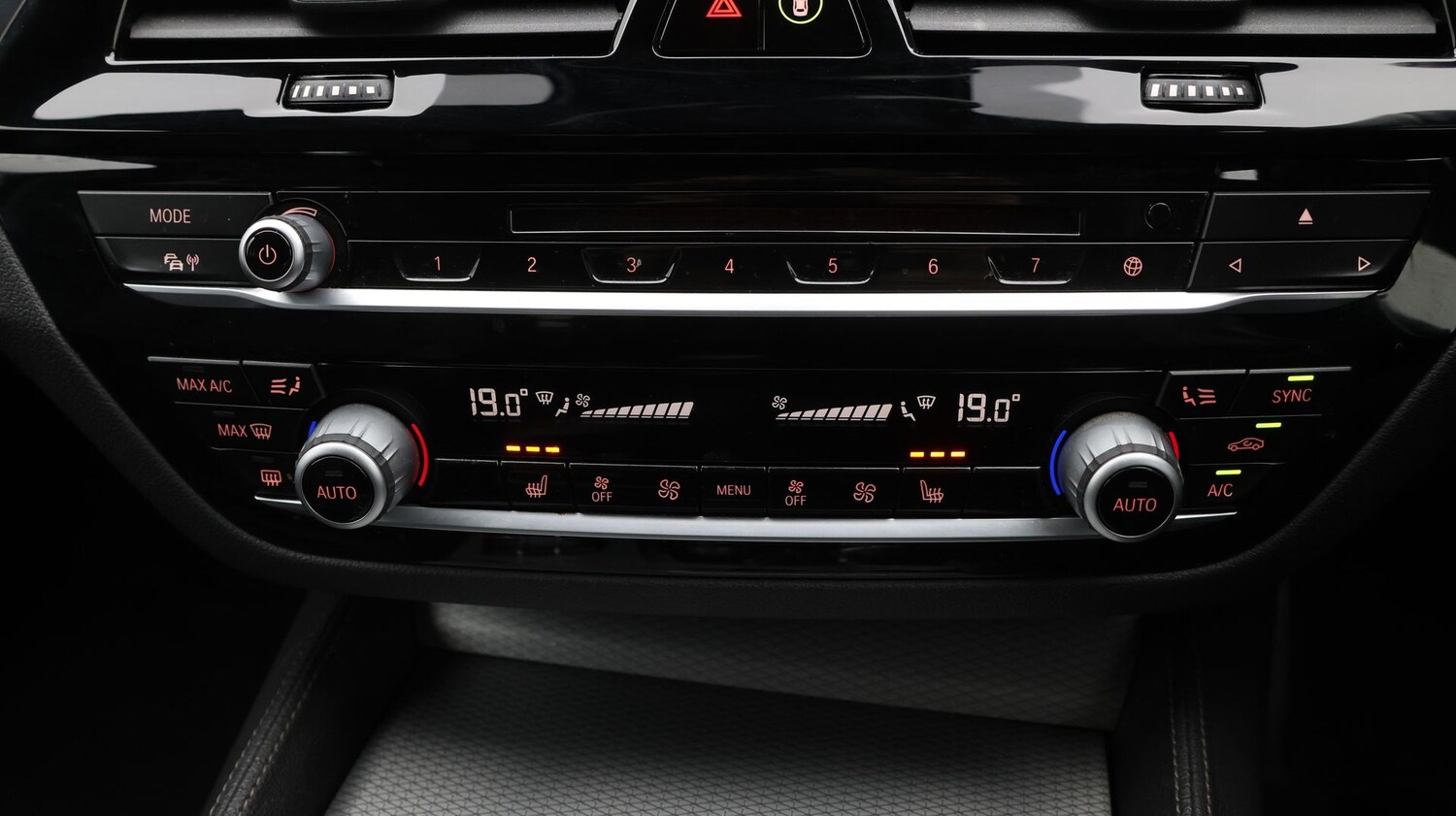 Used BMW 5 Series 2019 for sale - 77616960: Photo 12