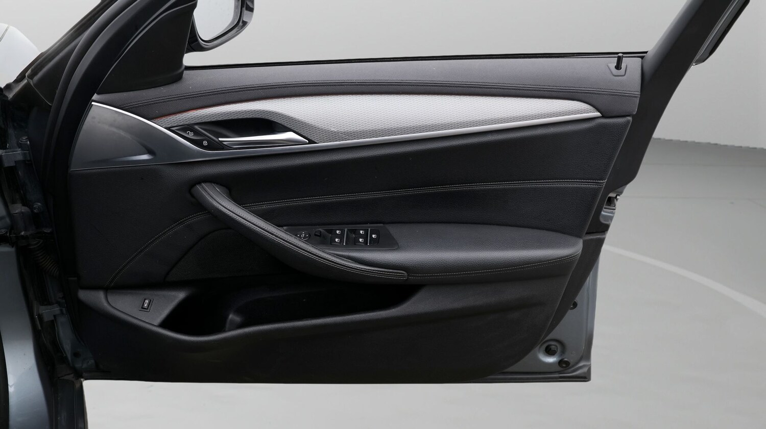 Used BMW 5 Series 2019 for sale - 77616960: Photo 15