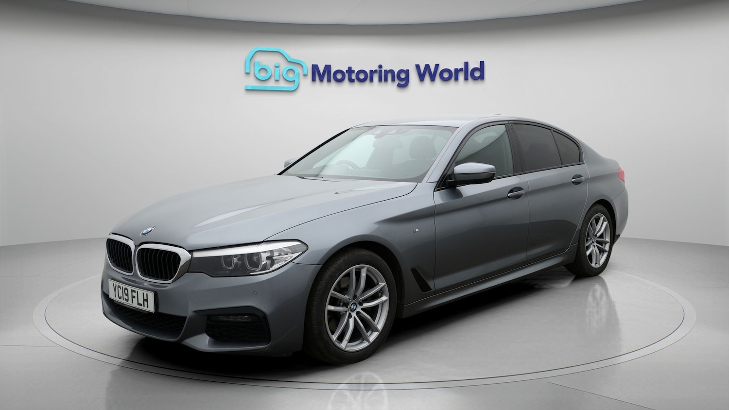 Used BMW 5 Series 2019 for sale - 77616960: Photo 3
