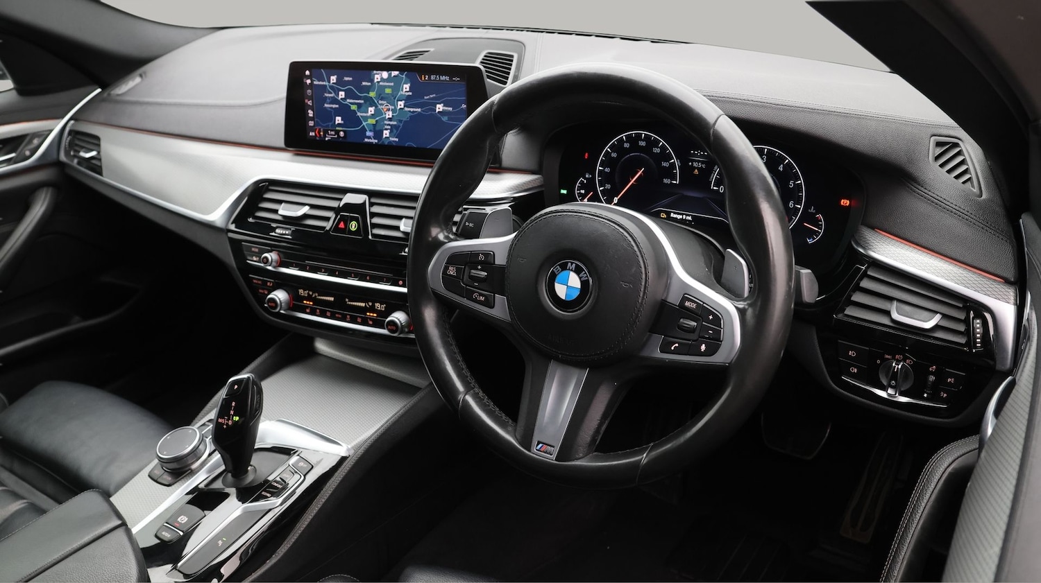 Used BMW 5 Series 2019 for sale - 77616960: Photo 9