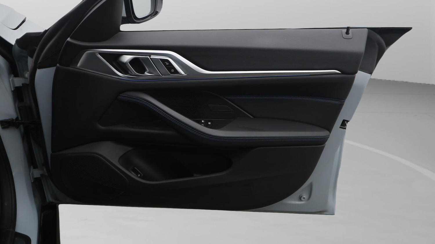 Used BMW i4 2022 for sale - 76348775: Photo 16
