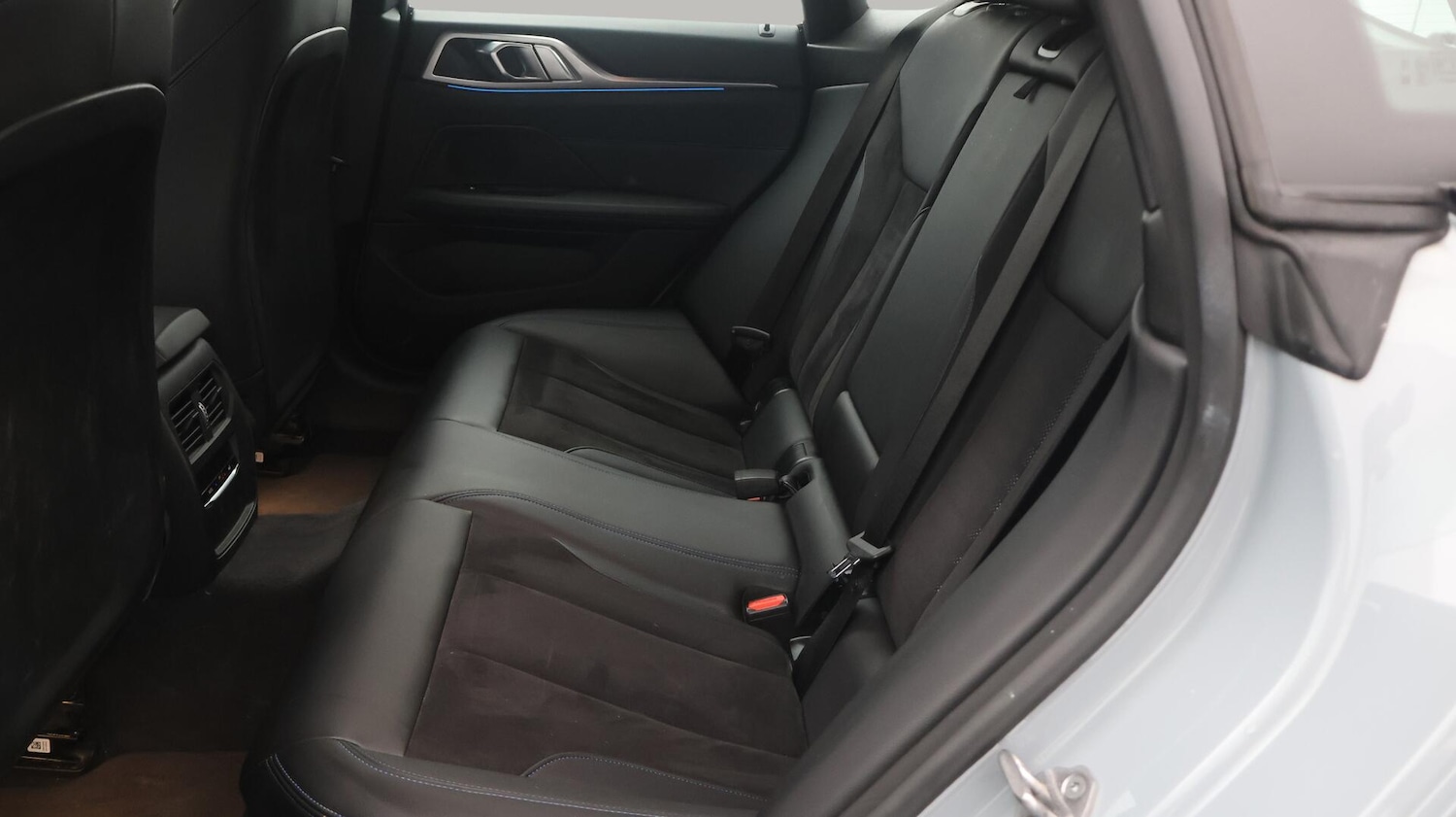 Used BMW i4 2022 for sale - 76348775: Photo 17