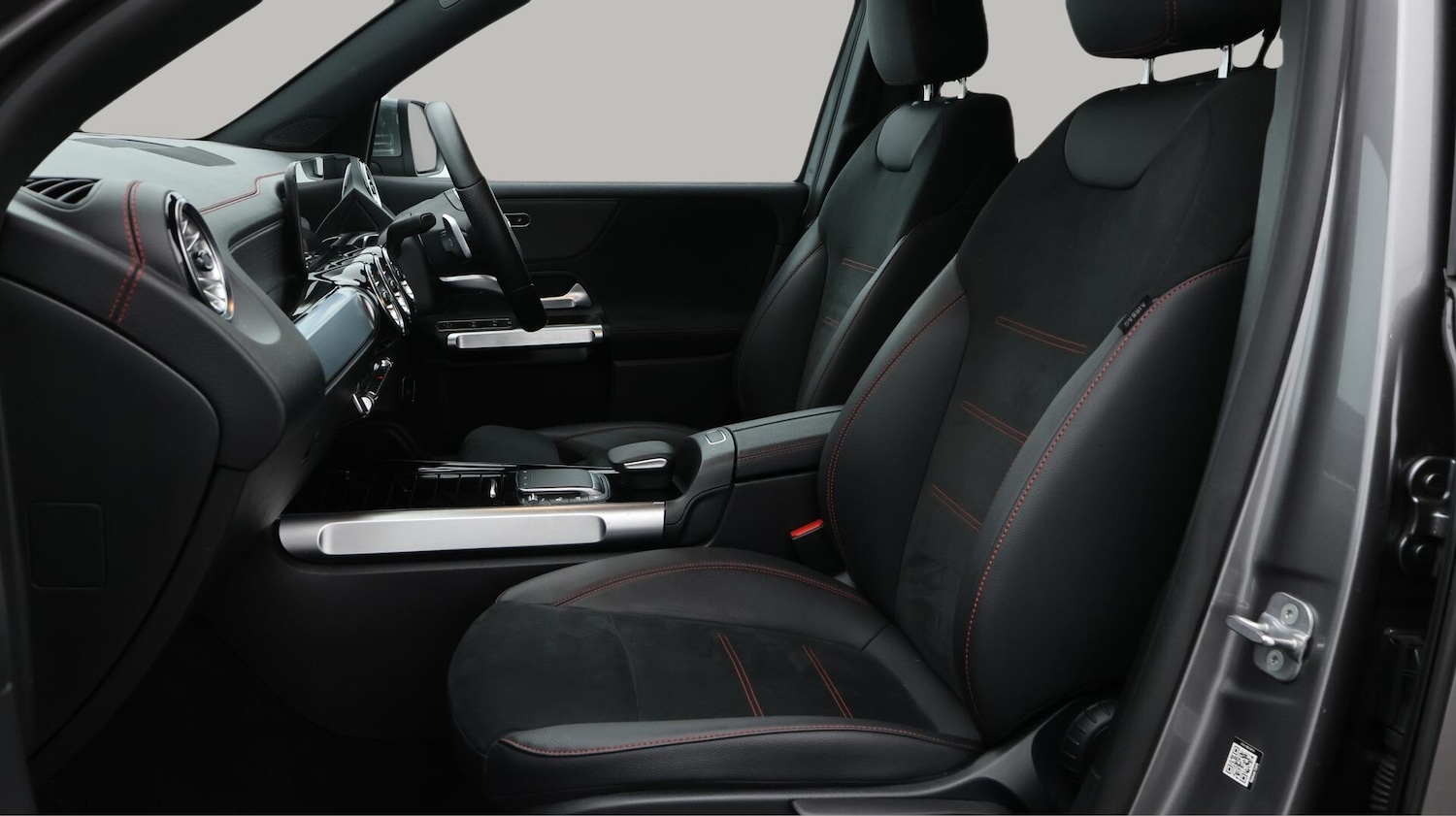 Used Mercedes-Benz EQB 2023 for sale - 76613039: Photo 15