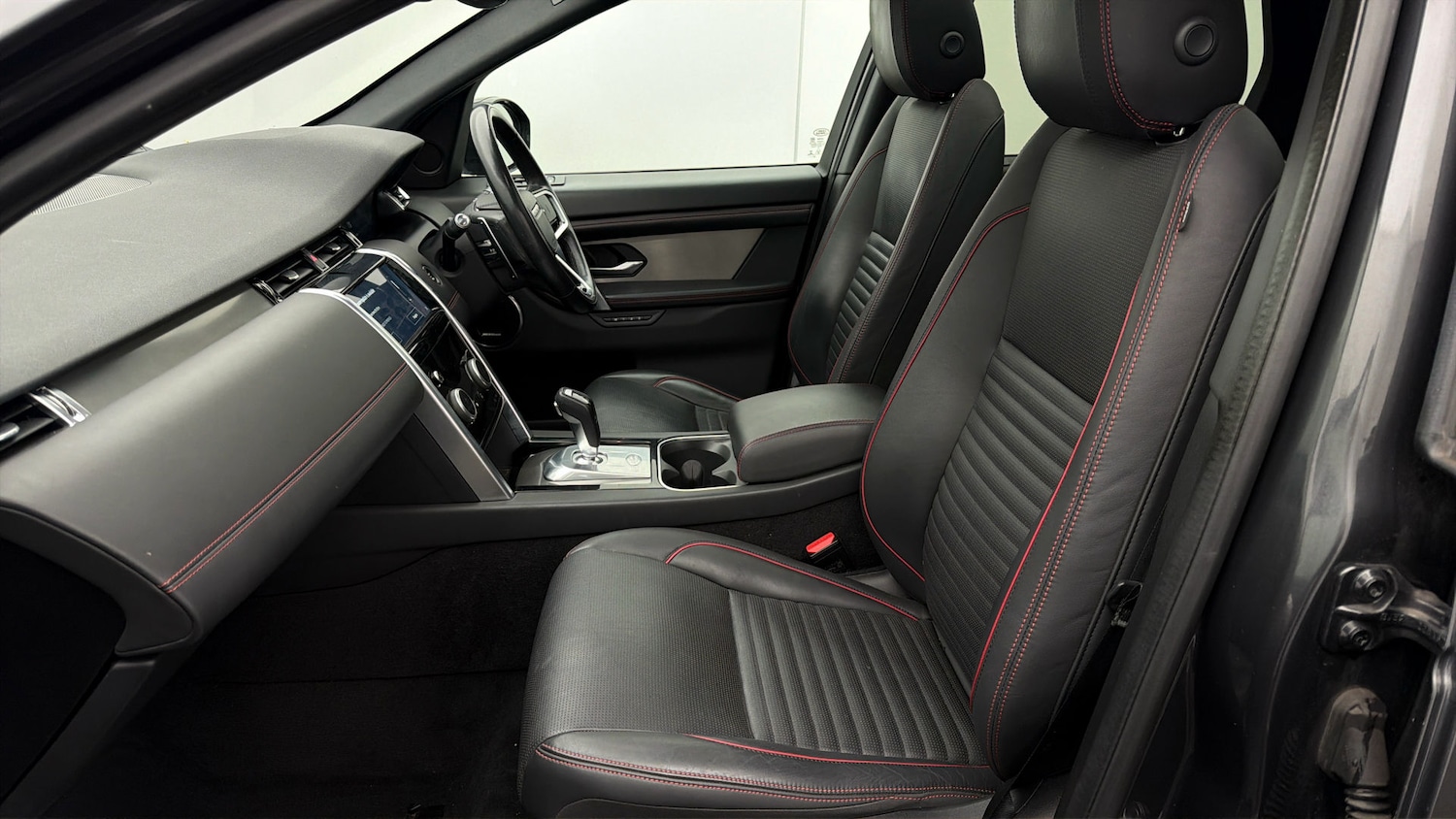 Used Land Rover Discovery Sport 2022 for sale - 78198255: Photo 13