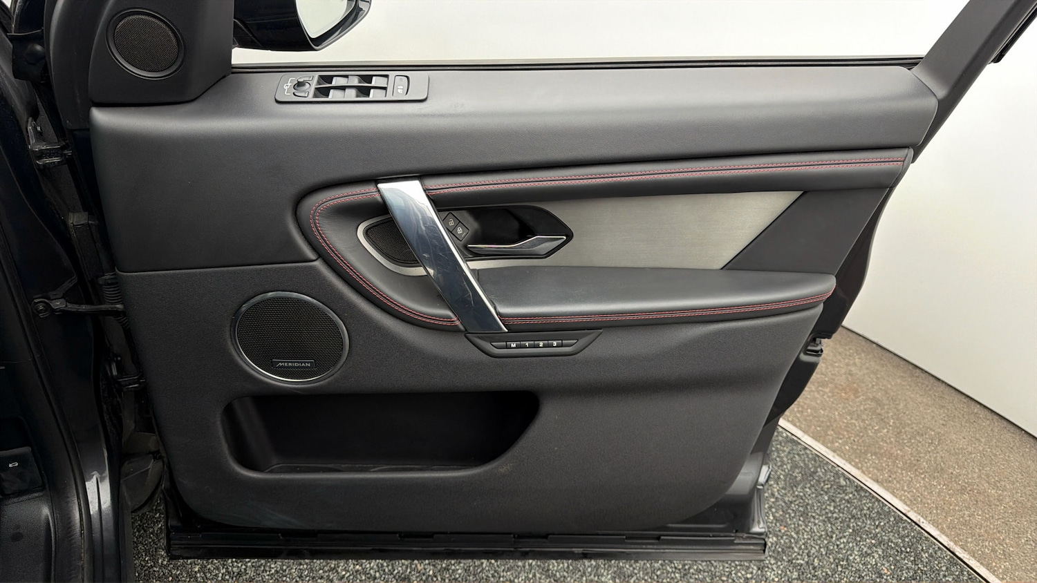 Used Land Rover Discovery Sport 2022 for sale - 78198255: Photo 14