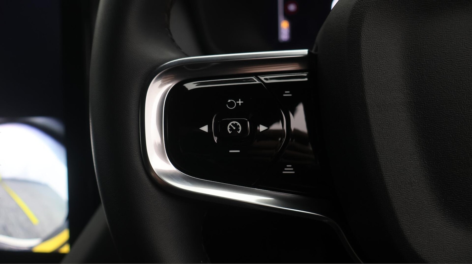 Used Polestar Polestar 2 2023 for sale - 76560948: Photo 24