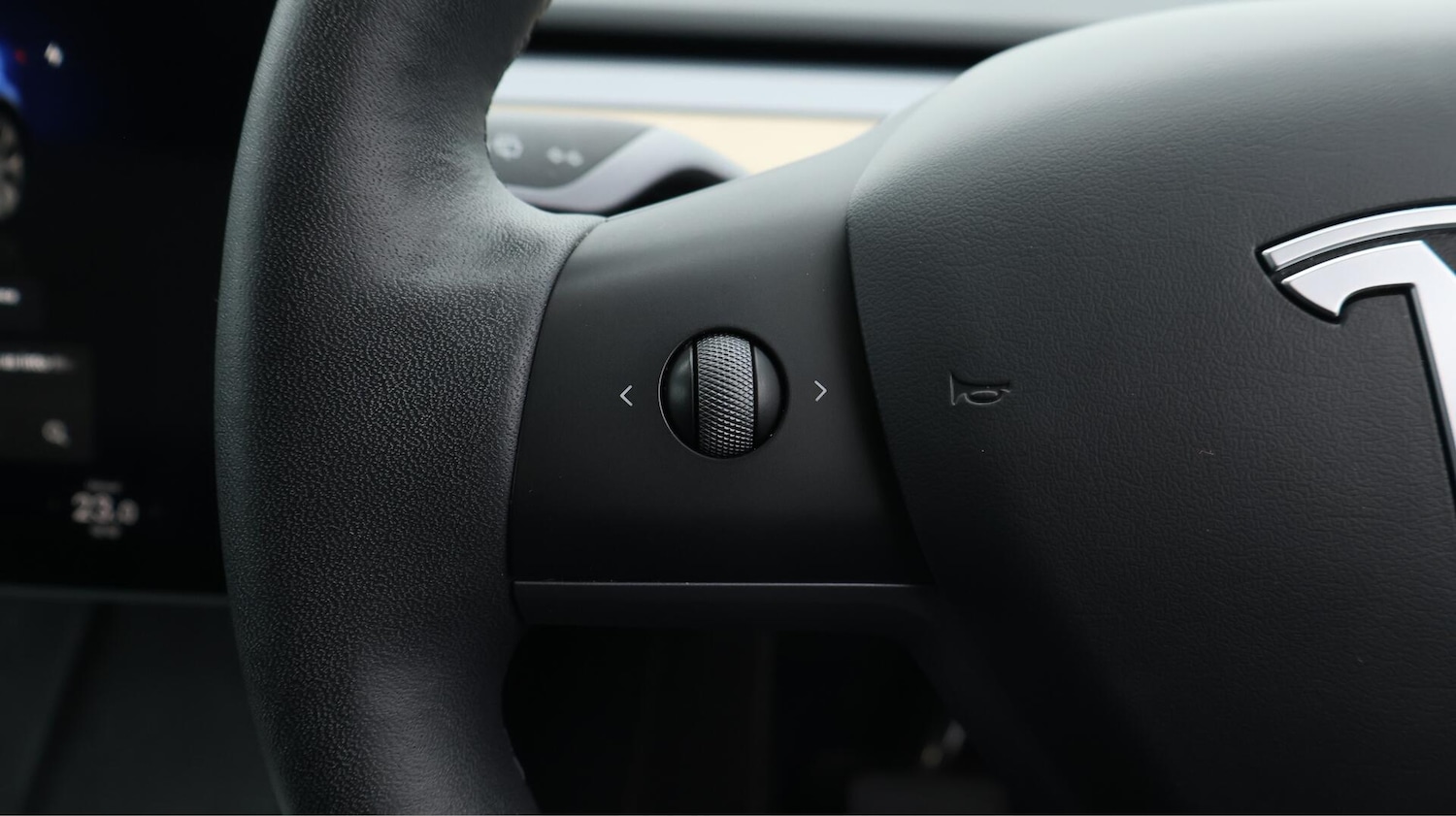 Used Tesla Model Y 2022 for sale - 76152058: Photo 26