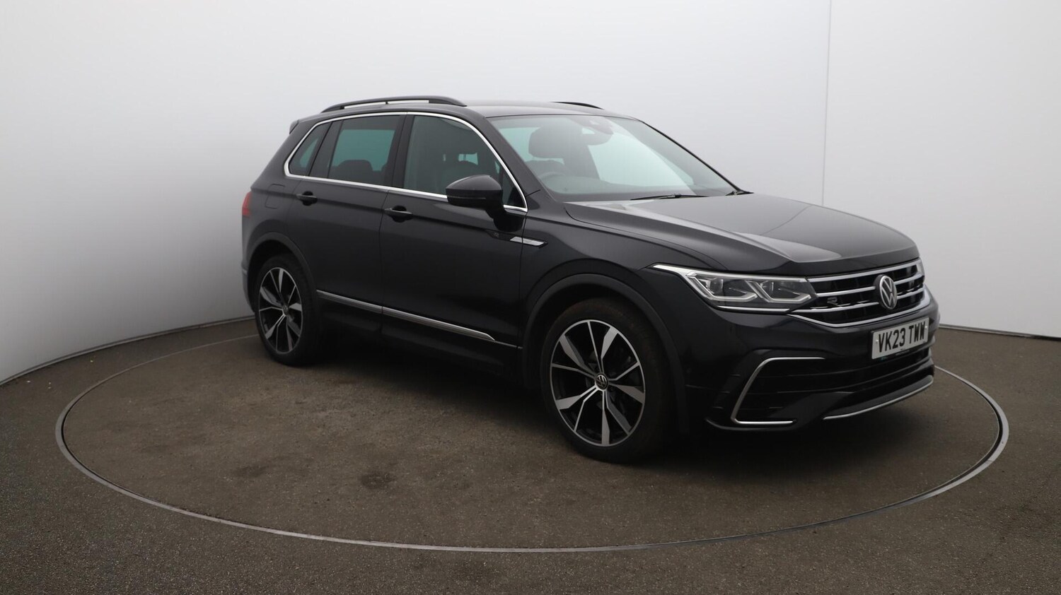 Used Volkswagen Tiguan 2023 for sale - 76108536: Photo 45