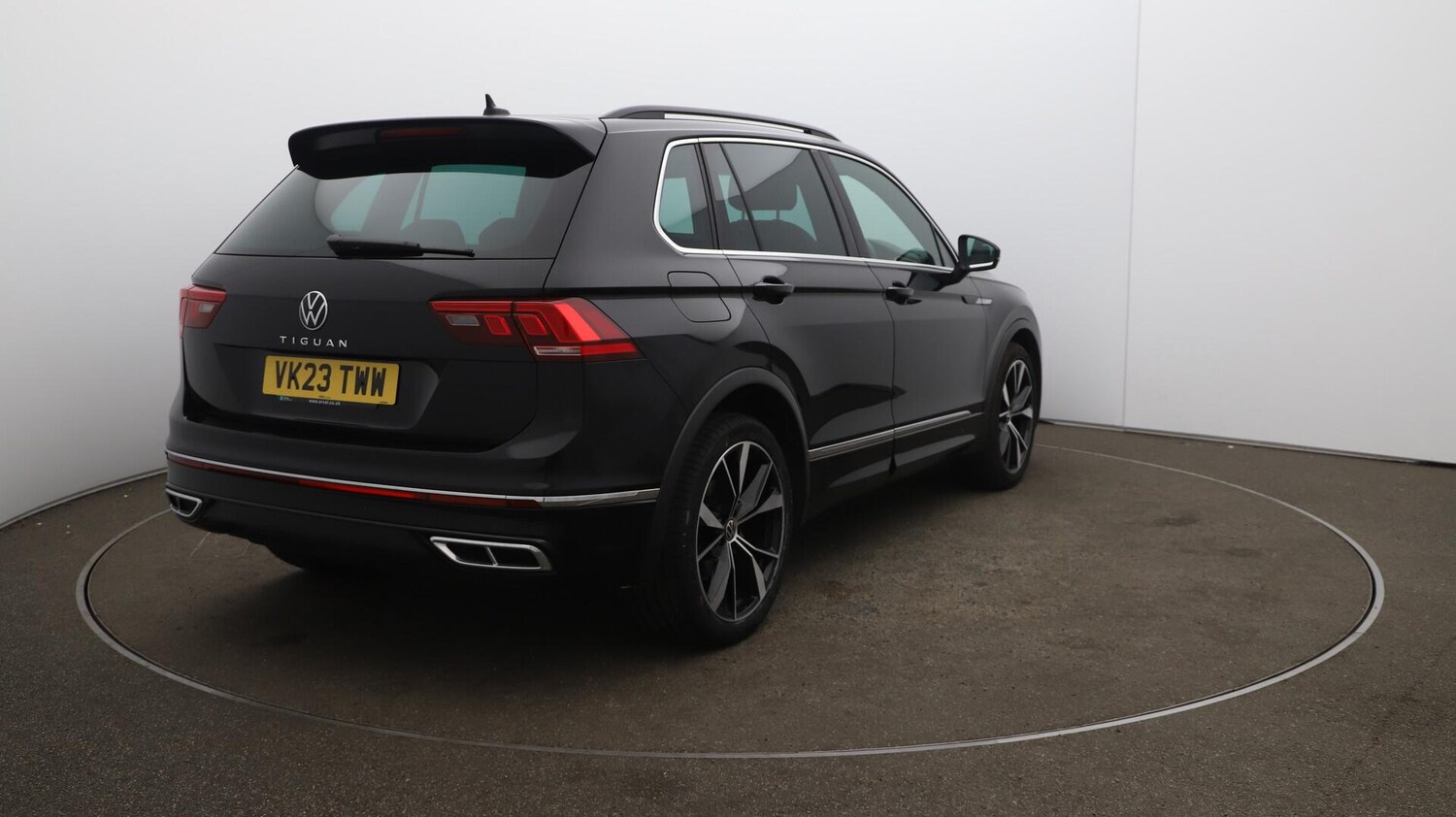 Used Volkswagen Tiguan 2023 for sale - 76108536: Photo 56