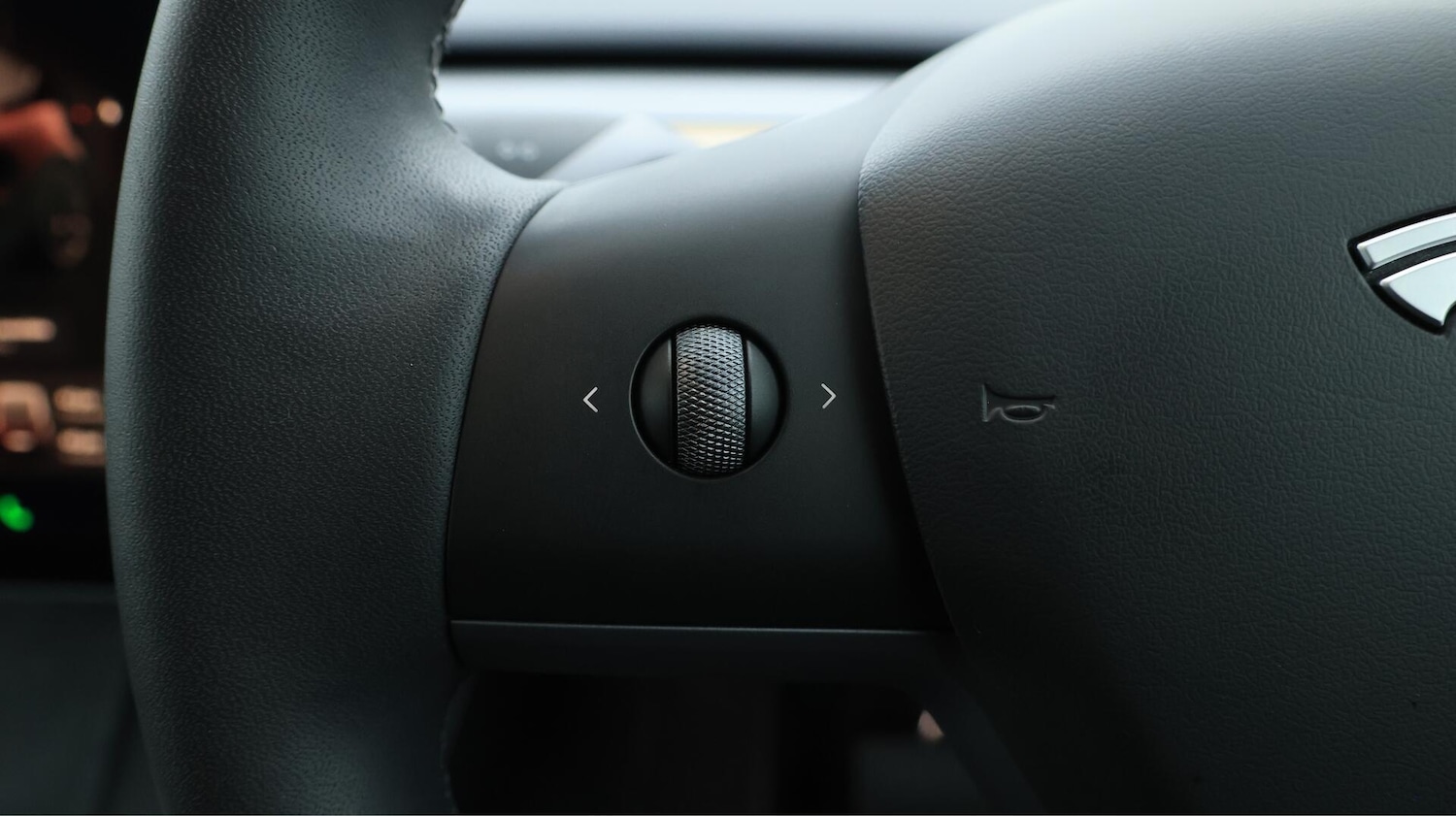 Used Tesla Model Y 2022 for sale - 76152380: Photo 25
