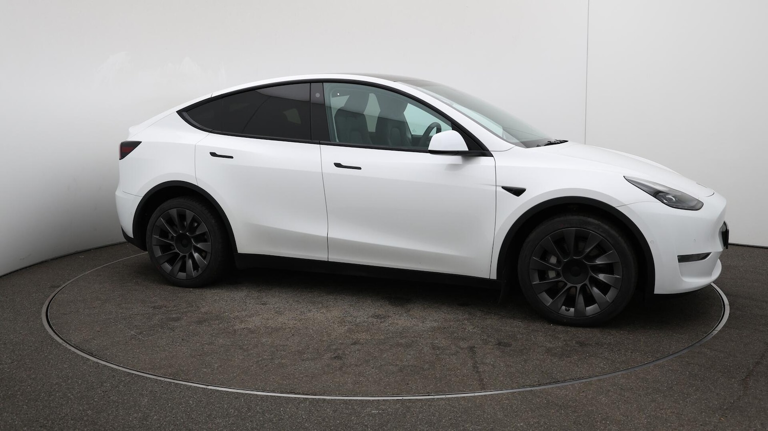 Used Tesla Model Y 2022 for sale - 76152380: Photo 47