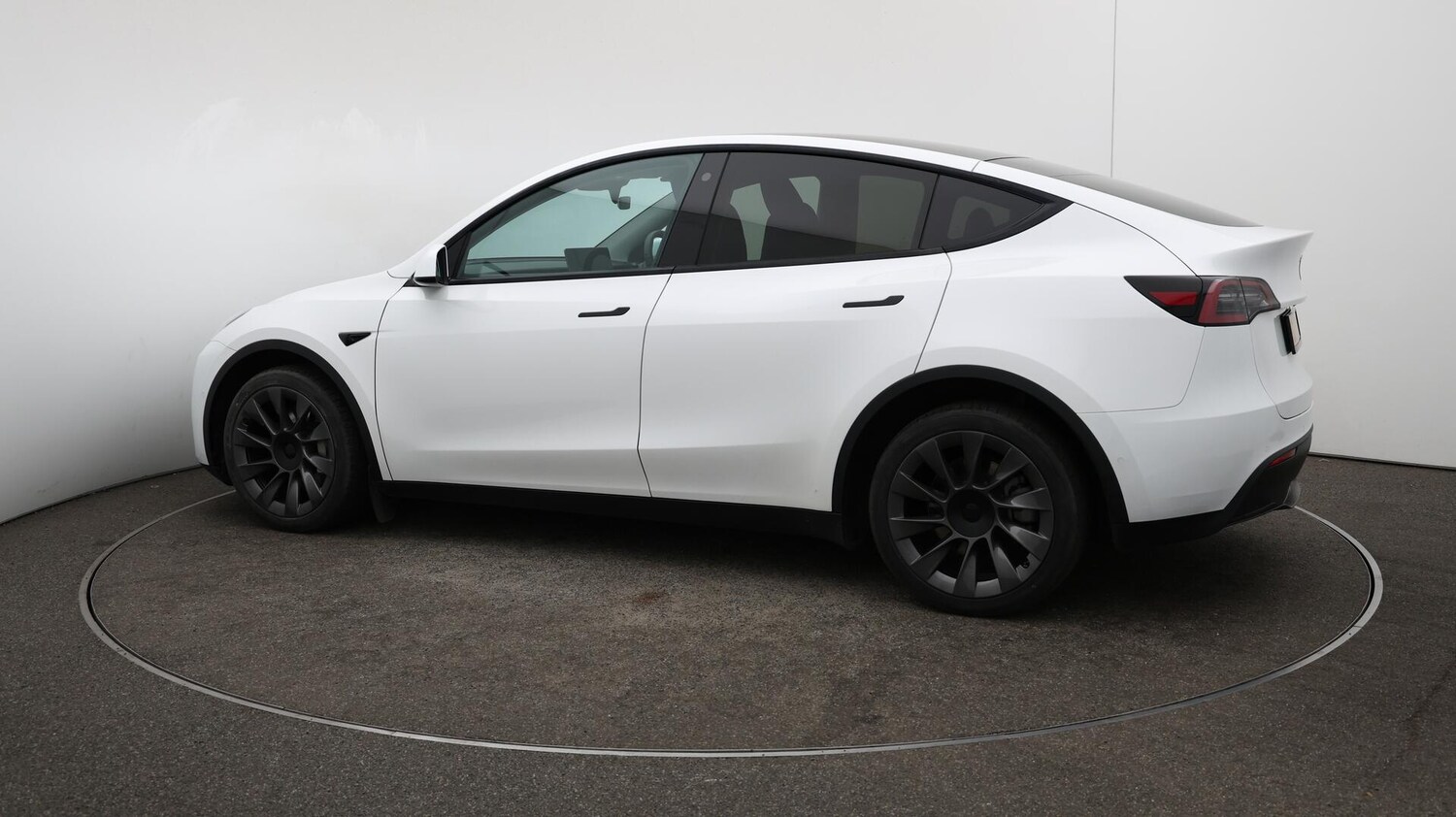 Used Tesla Model Y 2022 for sale - 76152380: Photo 48