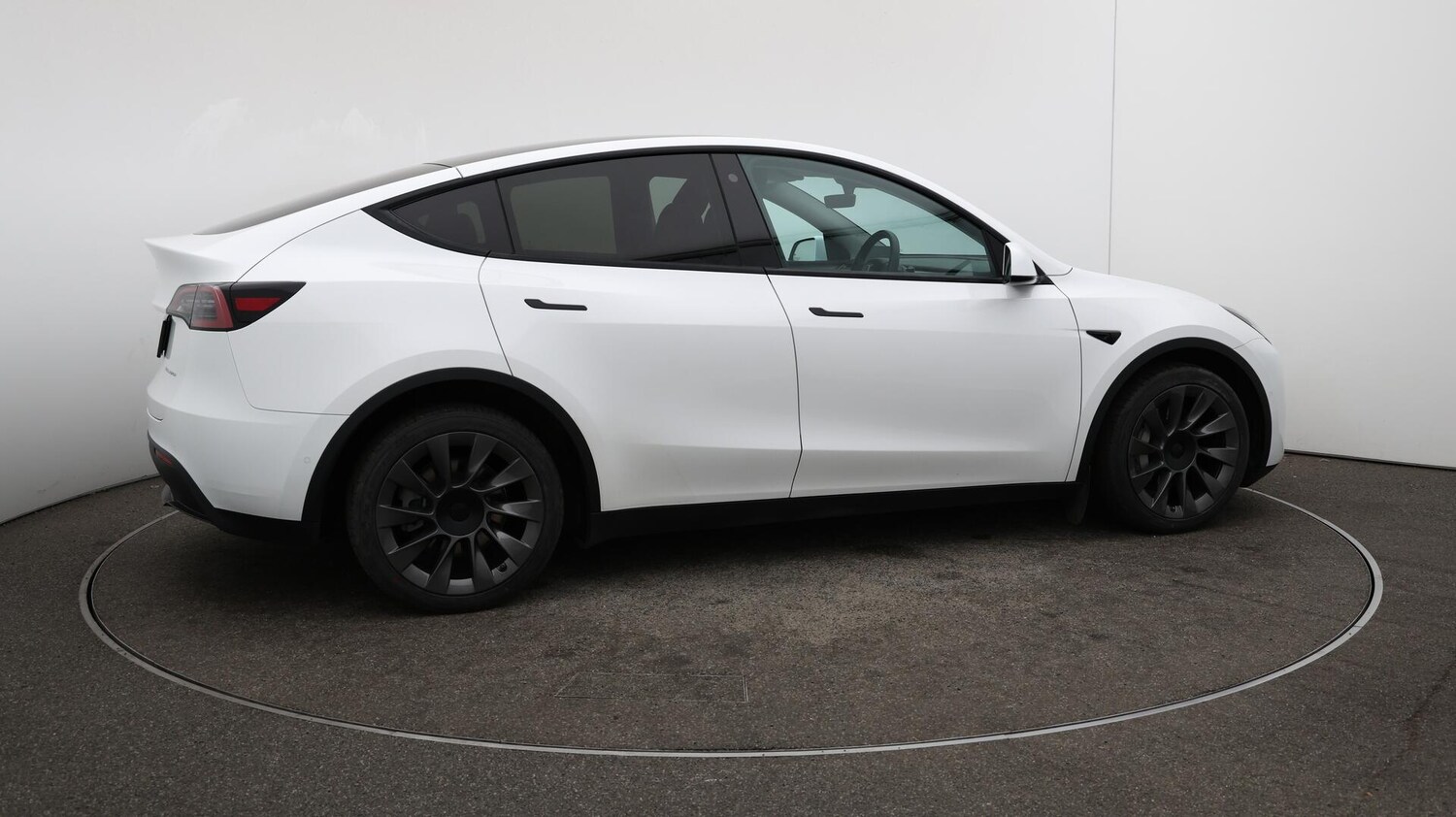 Used Tesla Model Y 2022 for sale - 76152380: Photo 52