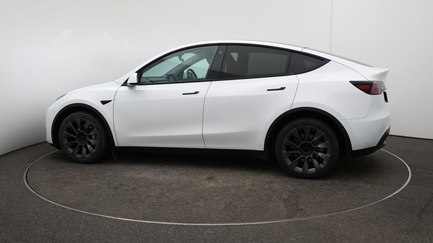 Used Tesla Model Y 2022 for sale - 76152380: Photo 59