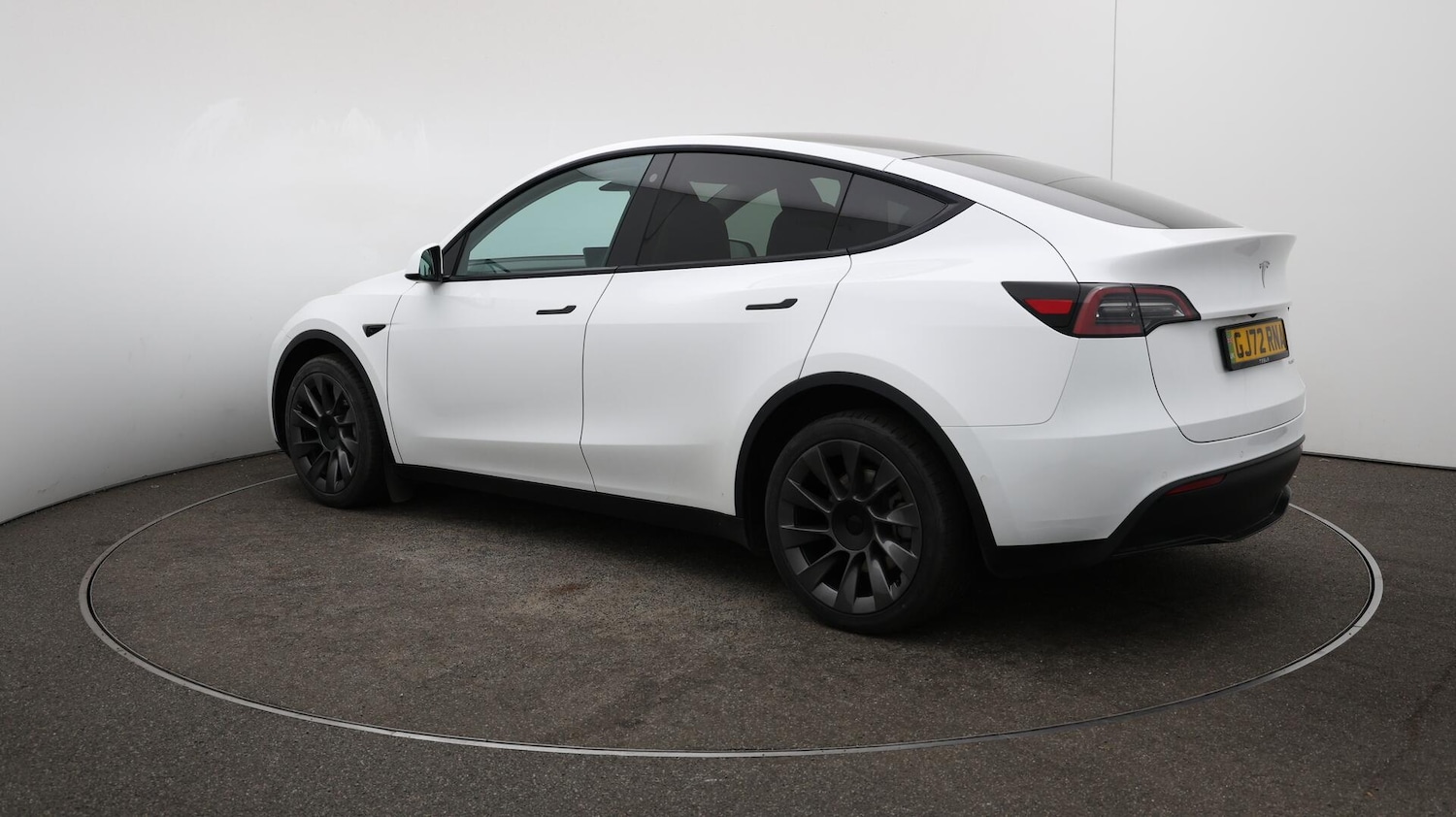 Used Tesla Model Y 2022 for sale - 76152380: Photo 64