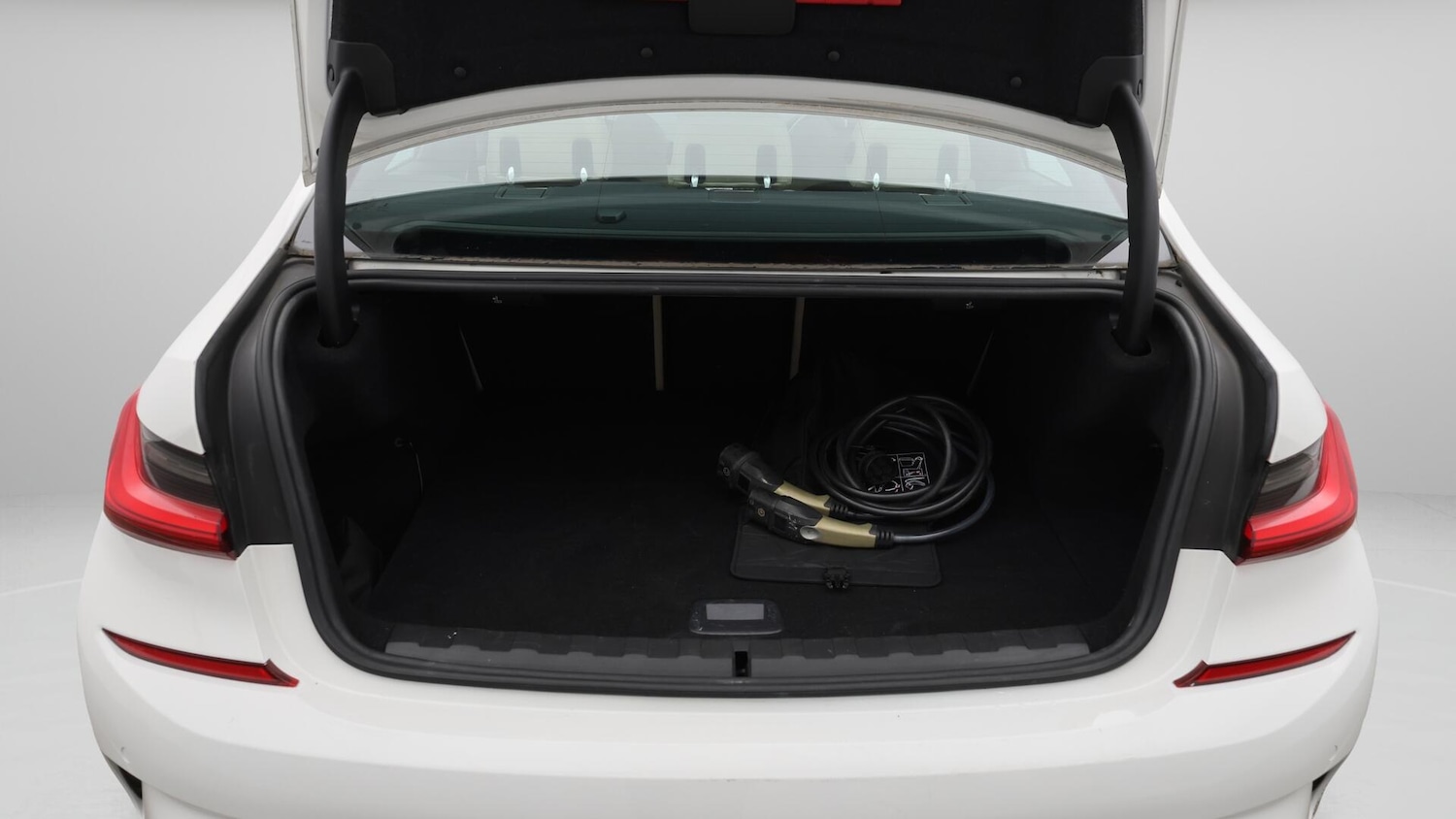 Used BMW 3 Series 2021 for sale - 76658592: Photo 18