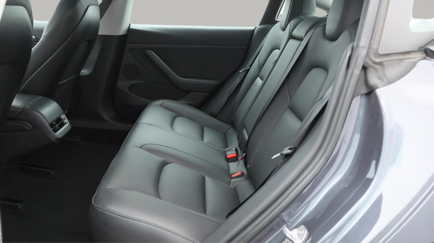 Used Tesla Model 3 2021 for sale - 76095109: Photo 17
