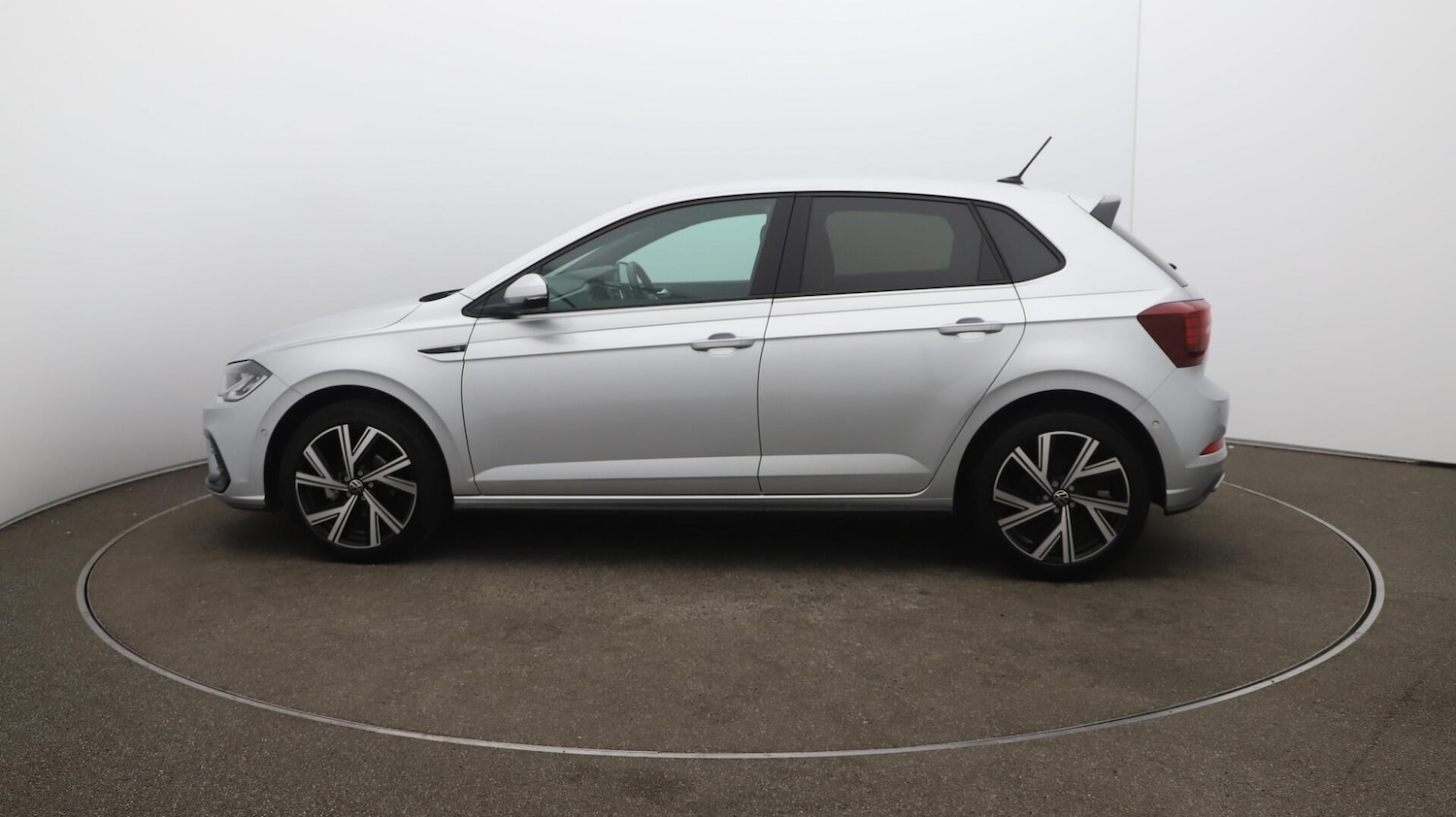 Used Volkswagen Polo 2023 for sale - 76072941: Photo 65