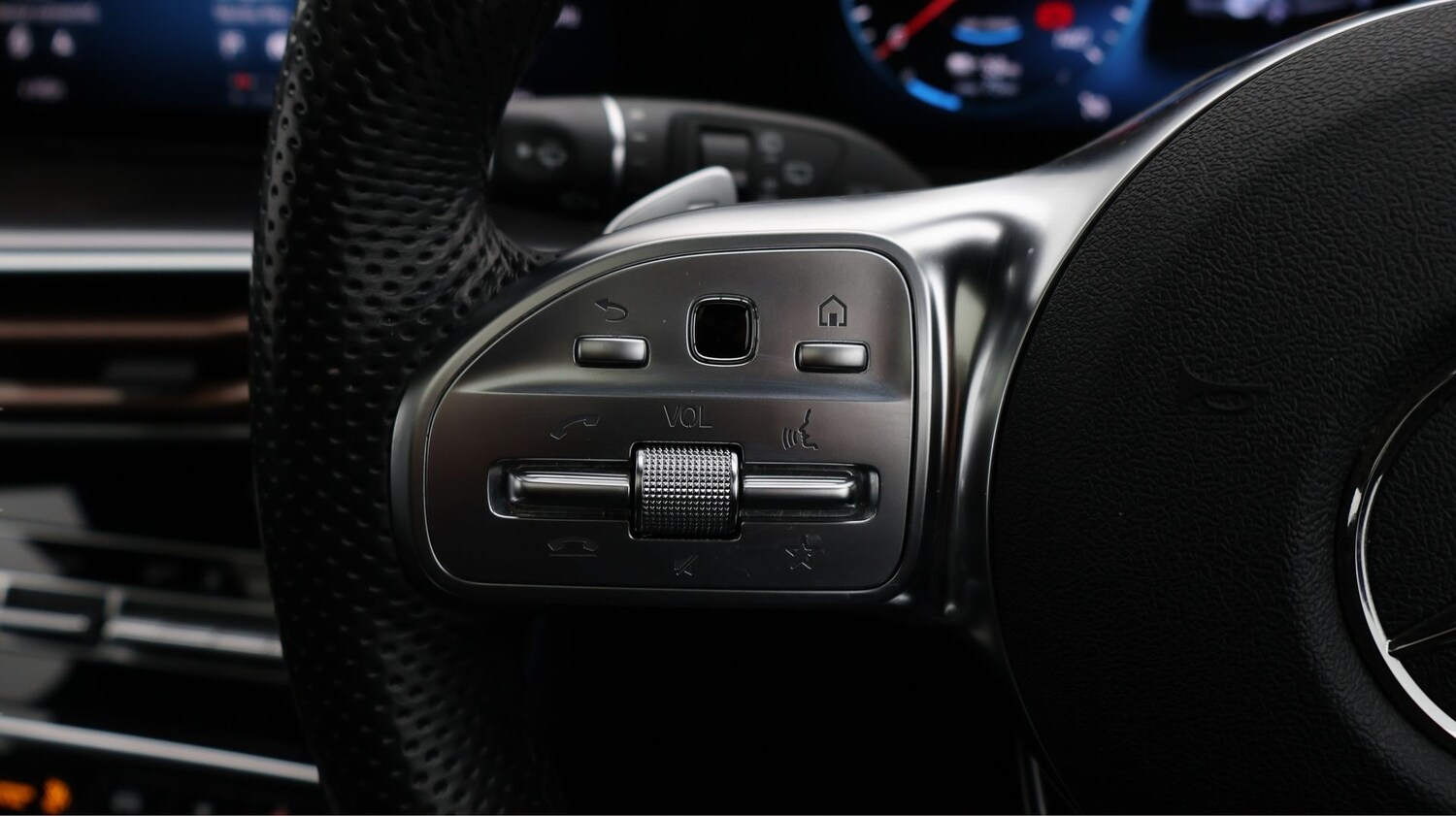 Used Mercedes-Benz EQC 2023 for sale - 77125127: Photo 25