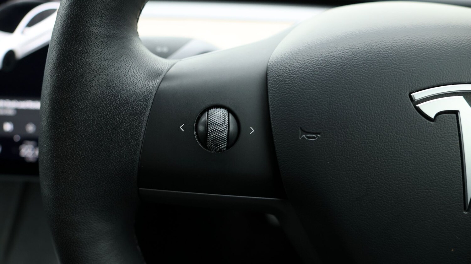 Used Tesla Model 3 for sale - 77181951: Photo 26