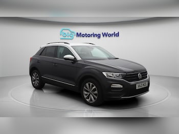 Used Volkswagen T-Roc 2021 for sale - 75532297: Photo