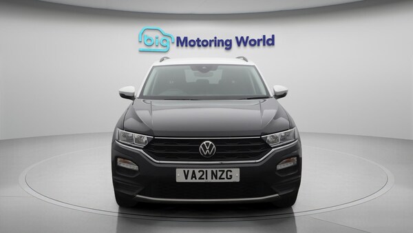 Used Volkswagen T-Roc 2021 for sale - 75532297: Photo 3