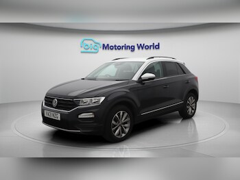 Used Volkswagen T-Roc 2021 for sale - 75532297: Photo