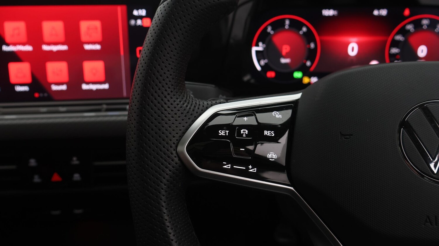 Used Volkswagen Golf 2024 for sale - 77474928: Photo 25