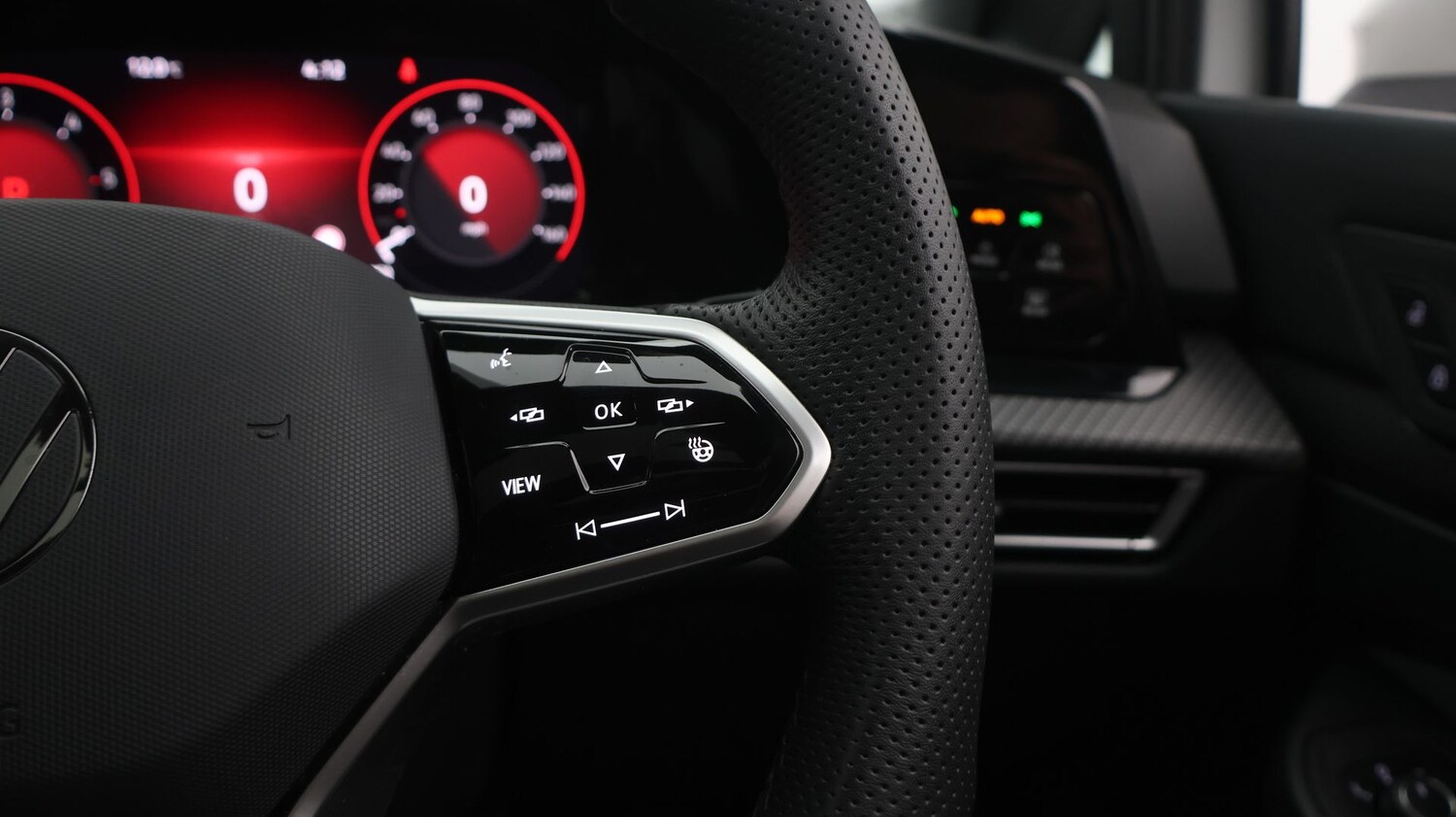 Used Volkswagen Golf 2024 for sale - 77474928: Photo 28