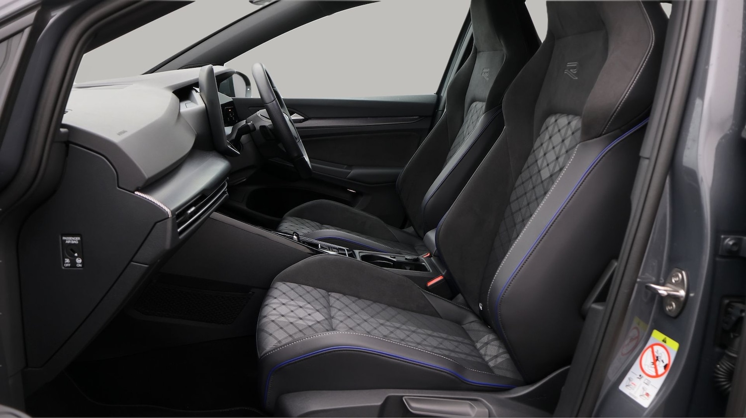 Used Volkswagen Golf 2024 for sale - 77603908: Photo 14