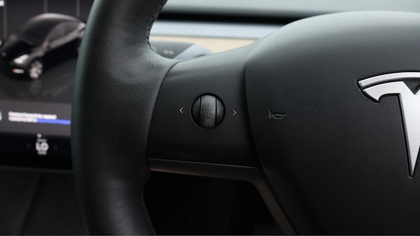 Used Tesla Model Y 2022 for sale - 76094543: Photo 43