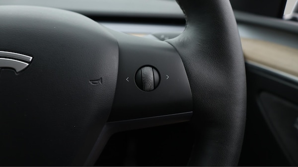 Used Tesla Model Y 2022 for sale - 76094543: Photo 45