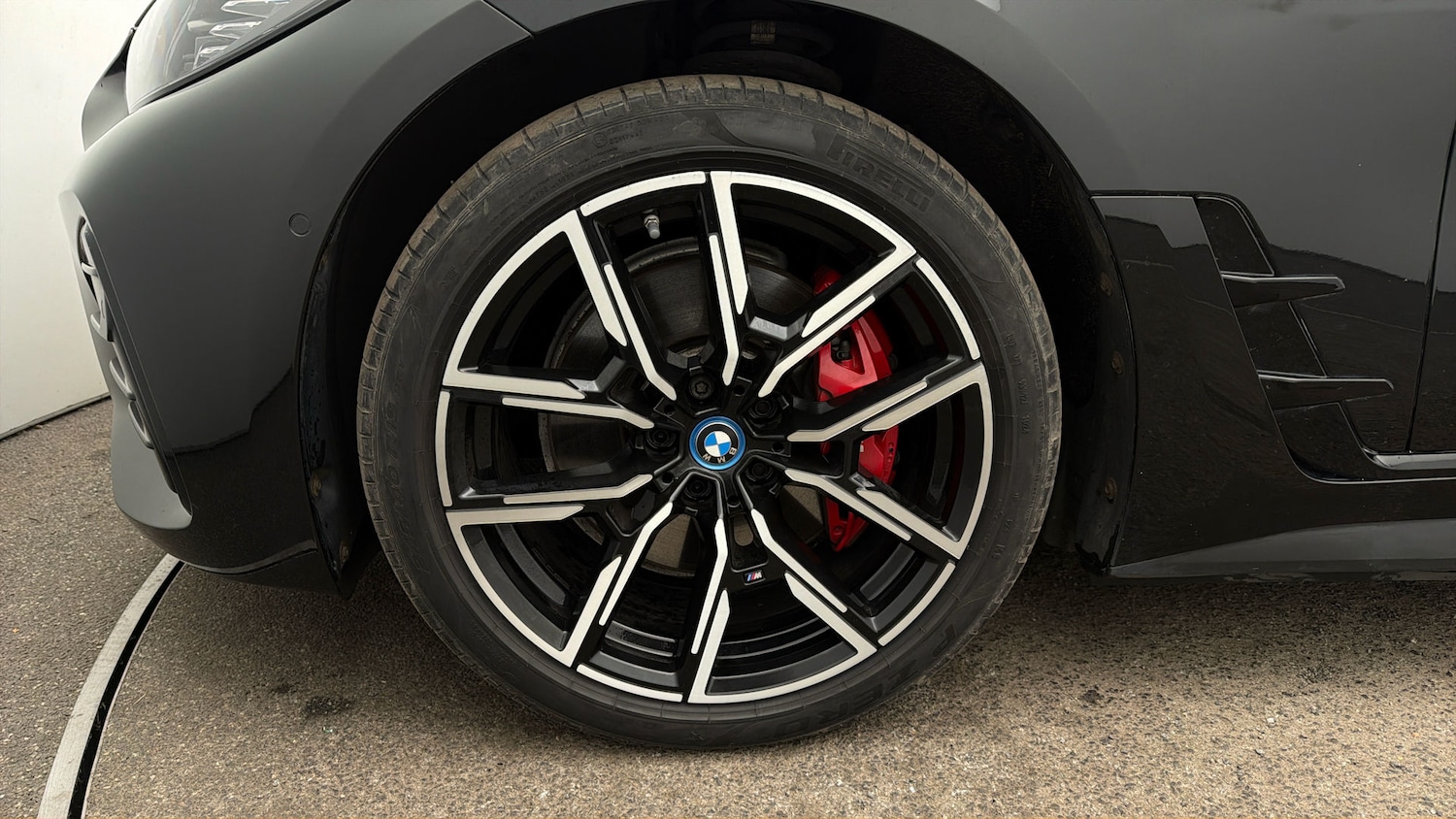 Used BMW i4 2023 for sale - 78083886: Photo 17