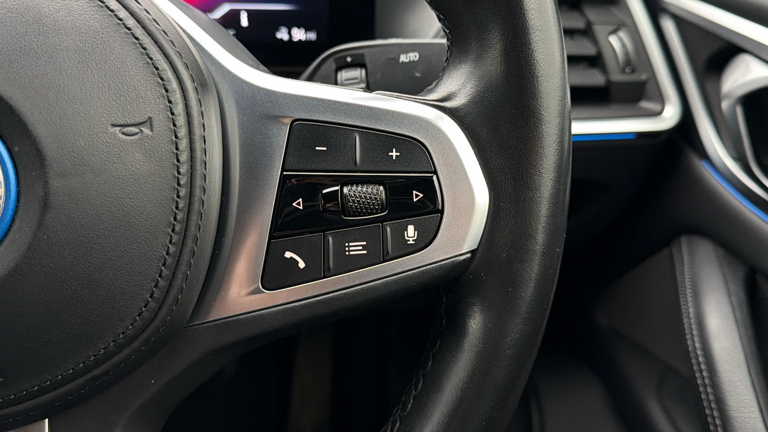 Used BMW i4 2023 for sale - 78083886: Photo 23