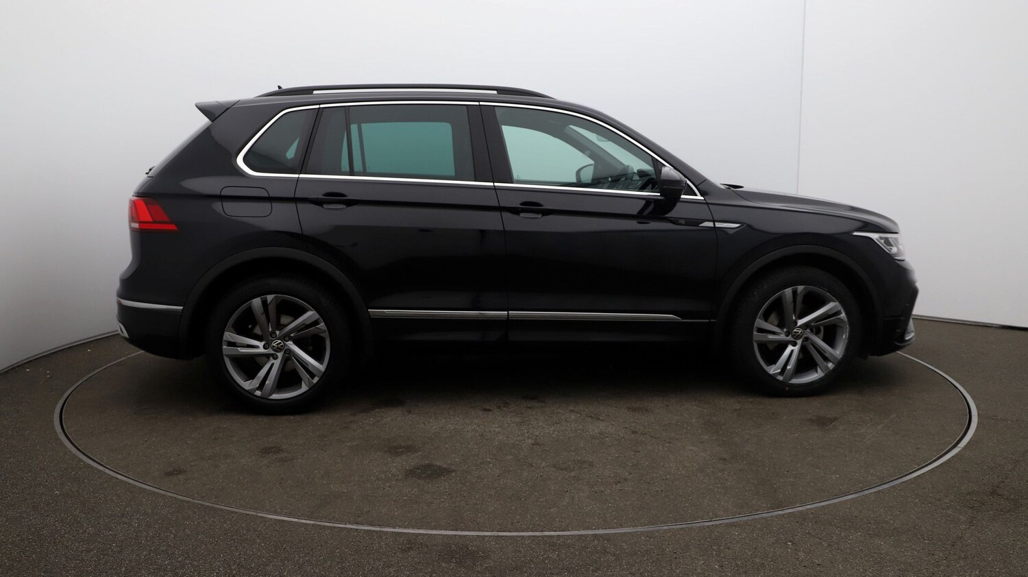 Used Volkswagen Tiguan for sale - 76811228: Photo 43