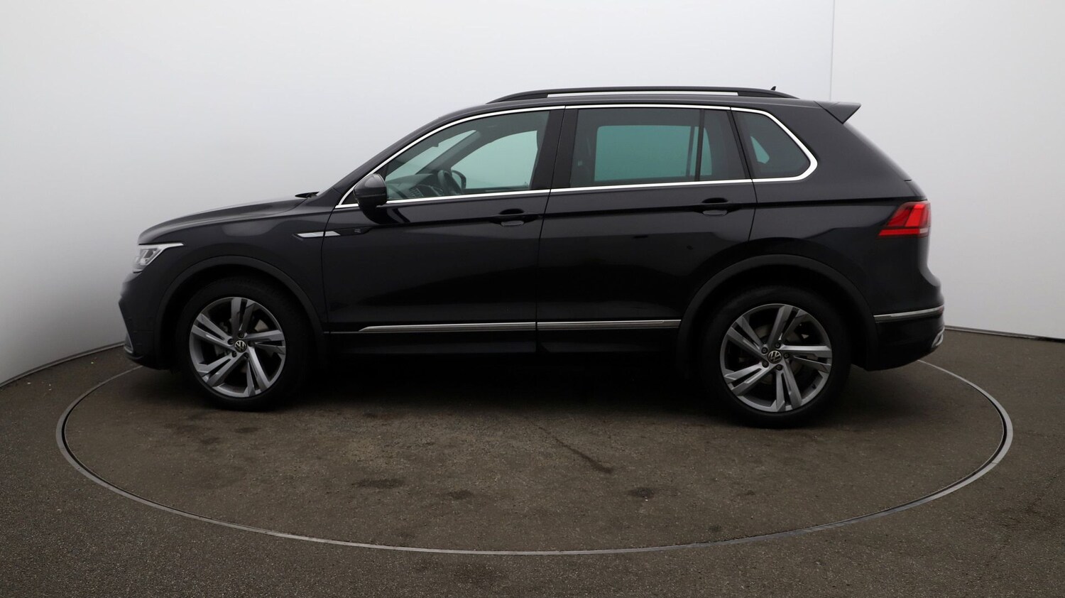 Used Volkswagen Tiguan for sale - 76811228: Photo 57