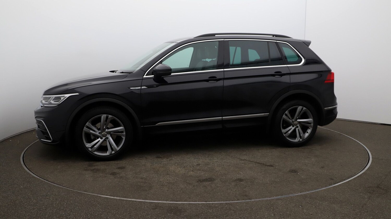 Used Volkswagen Tiguan for sale - 76811228: Photo 59