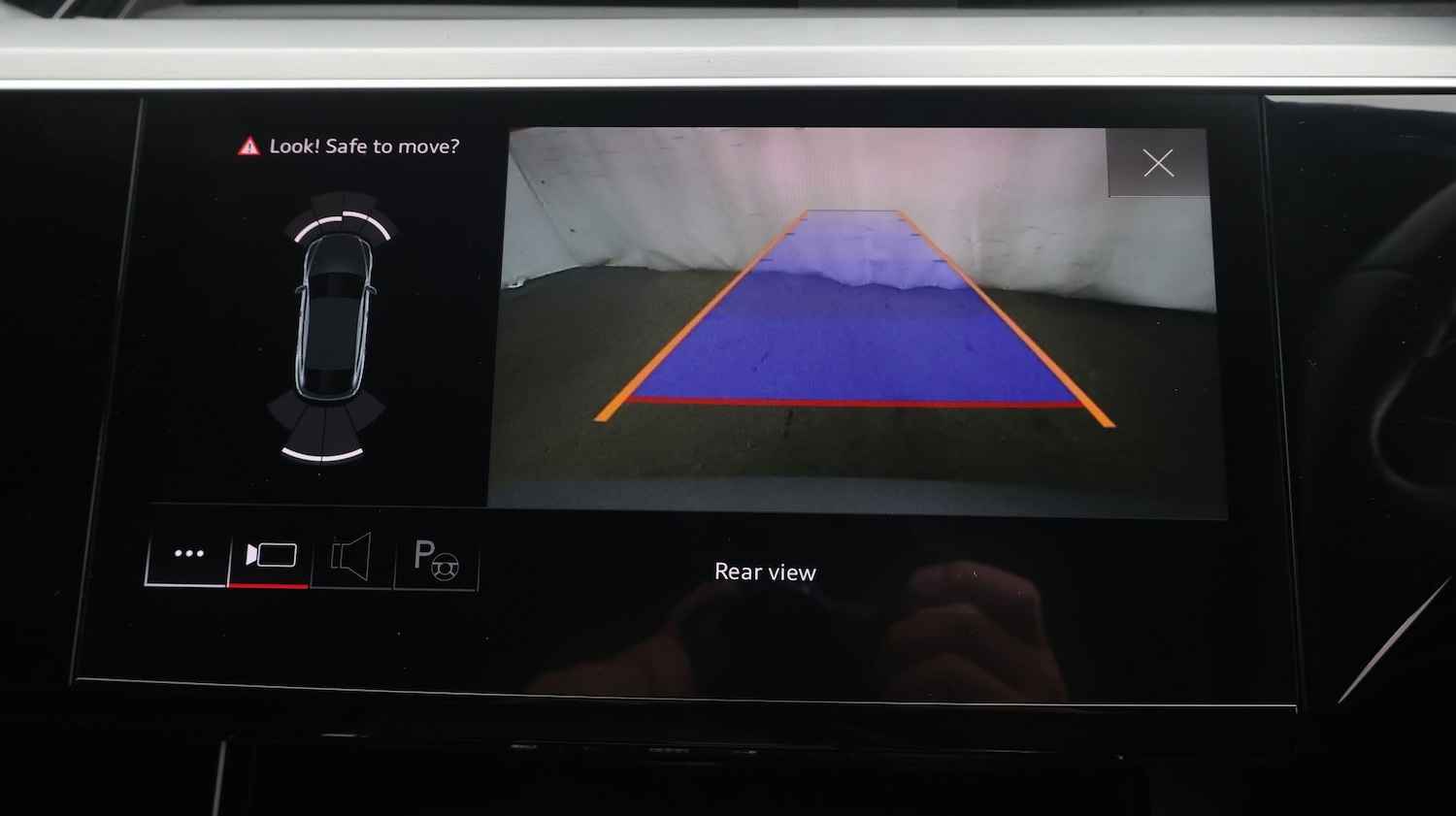 Used Audi e-tron 2023 for sale - 77379004: Photo 27