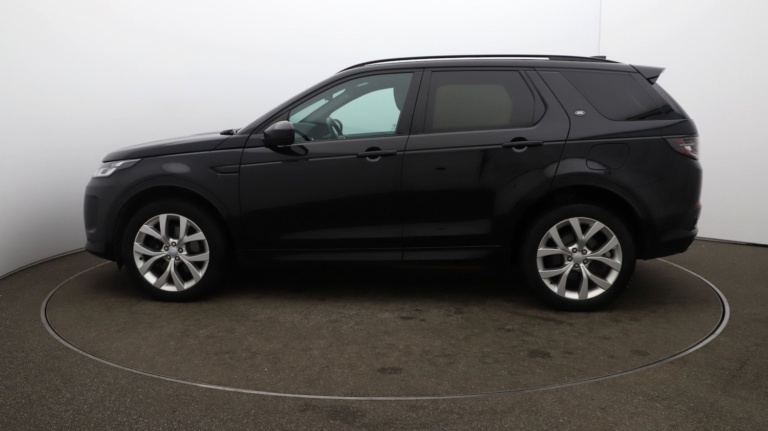 Used Land Rover Discovery Sport 2022 for sale - 76810850: Photo 56